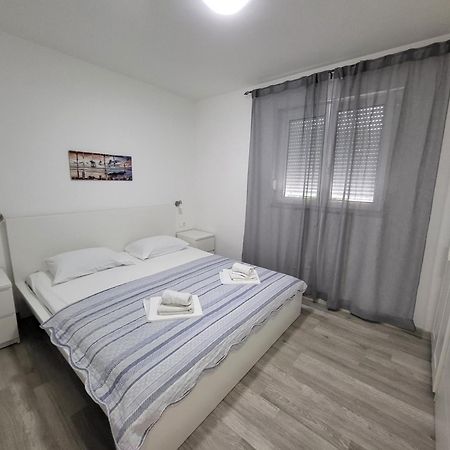 E&A Apartman Baška Voda Szoba fotó
