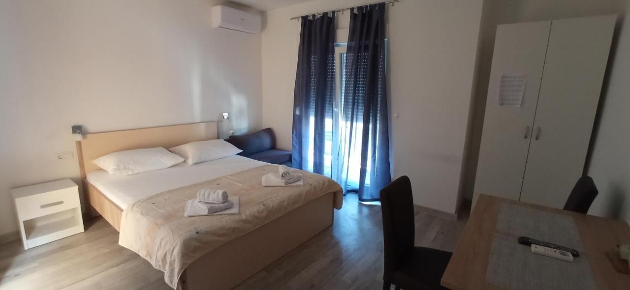 E&A Apartman Baška Voda Szoba fotó