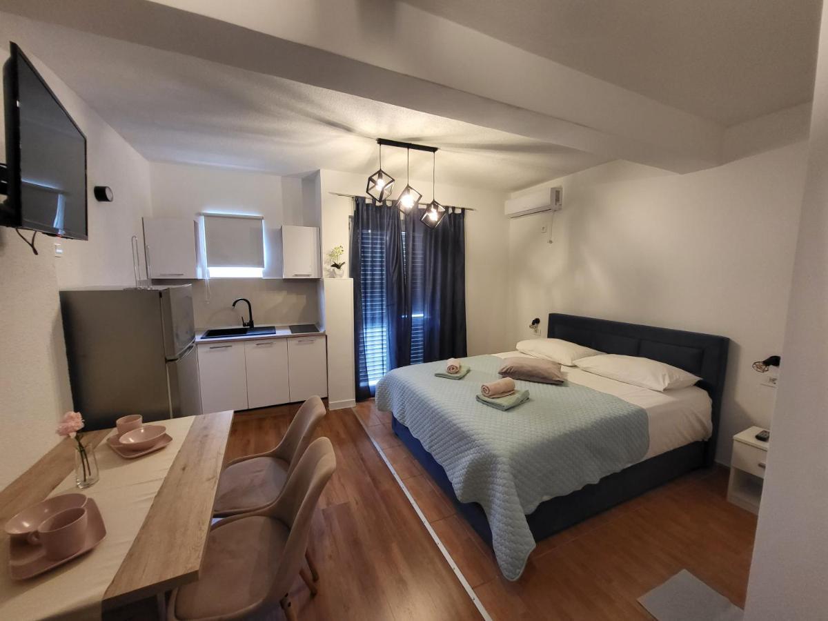 E&A Apartman Baška Voda Szoba fotó