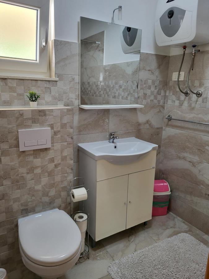 E&A Apartman Baška Voda Kültér fotó