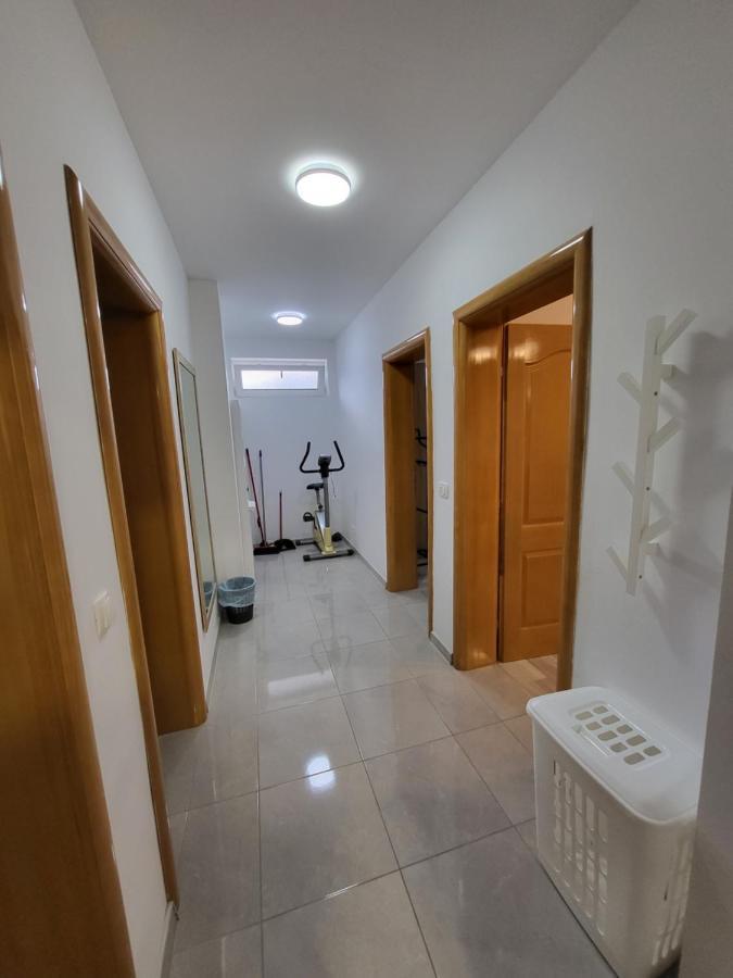 E&A Apartman Baška Voda Kültér fotó