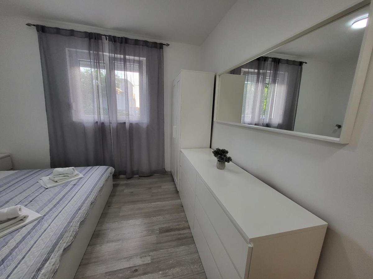 E&A Apartman Baška Voda Kültér fotó